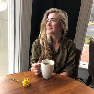 Meet your Posher, Lauren